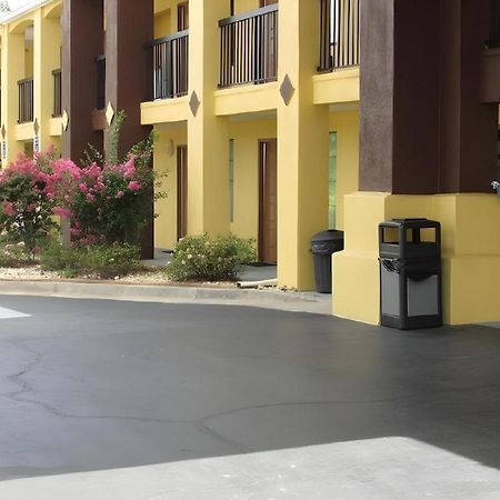 Days Inn & Suites By Wyndham Fort Valley Luaran gambar