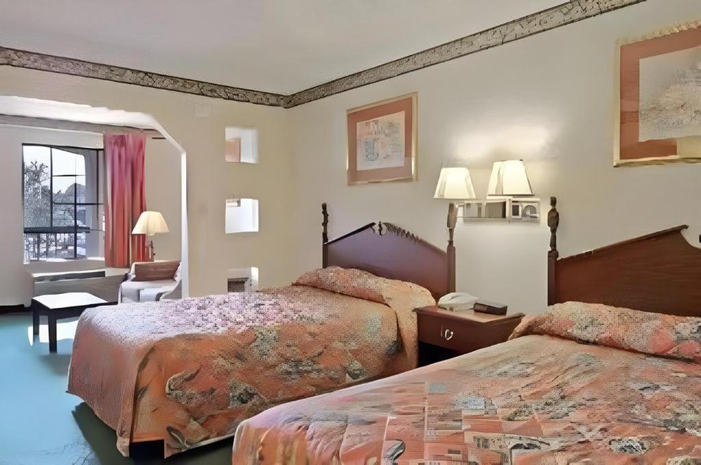 Days Inn & Suites By Wyndham Fort Valley Luaran gambar