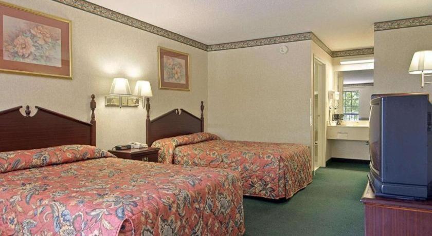 Days Inn & Suites By Wyndham Fort Valley Luaran gambar