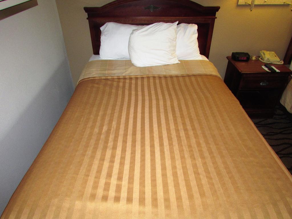 Days Inn & Suites By Wyndham Fort Valley Luaran gambar